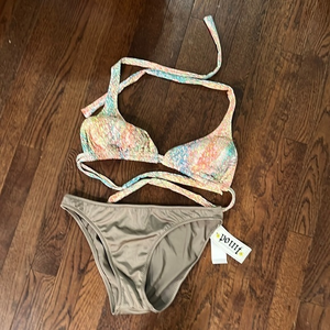 Point Conception bikini‎